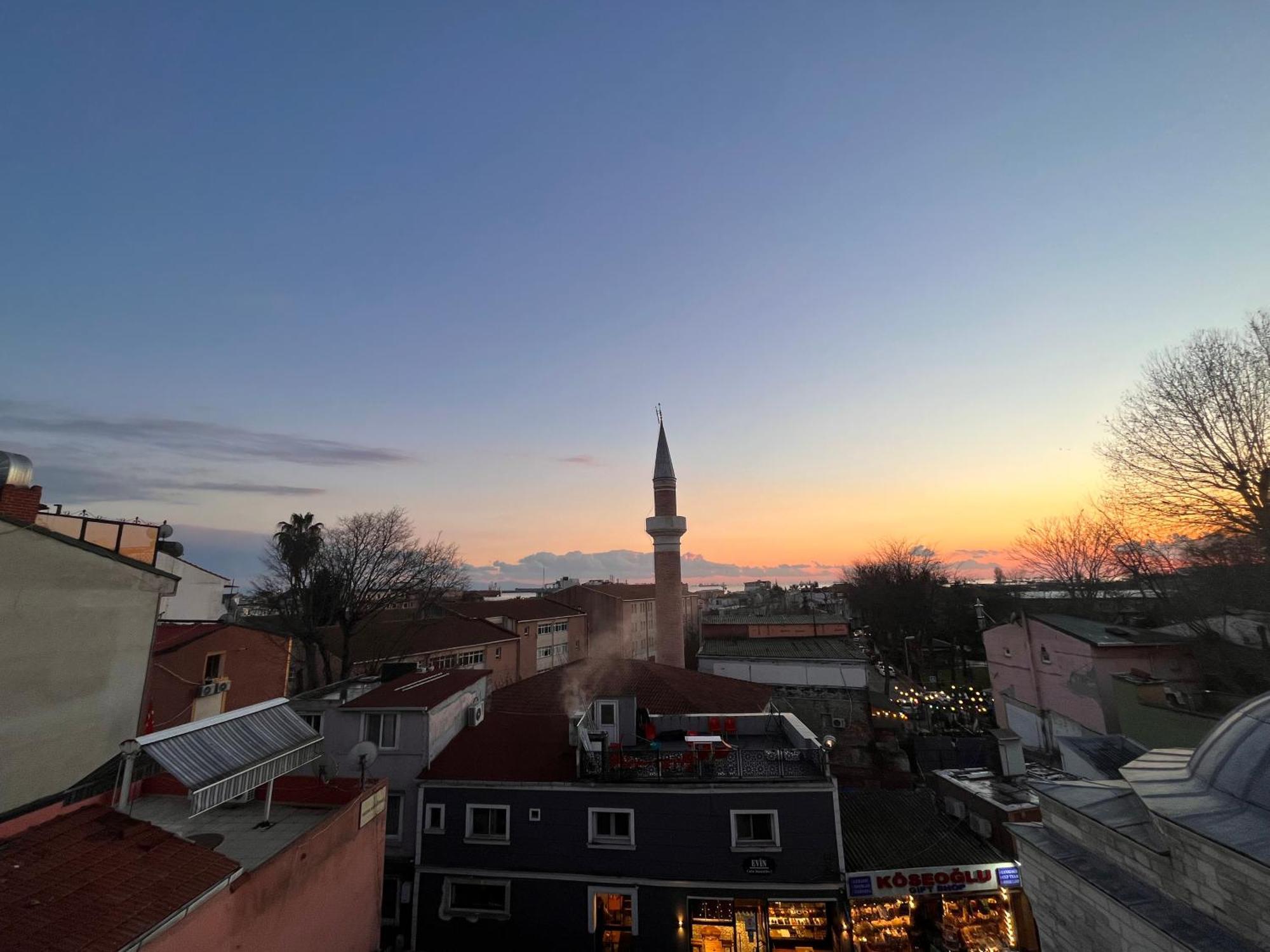 Asparagus Hotel & Suites Old City — Photos 1
